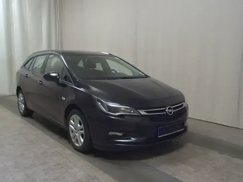 Używany Opel Astra Edition 150 KM (110 kW) 2019 Czarny Kombi