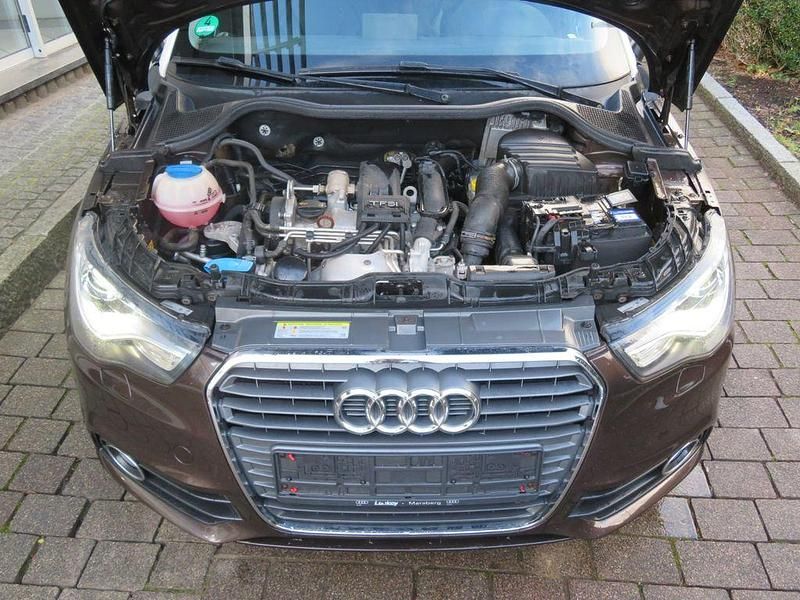 Gebraucht Audi A1 Ambition 86 PS (63 kW) 2012 Braun Kleinwagen