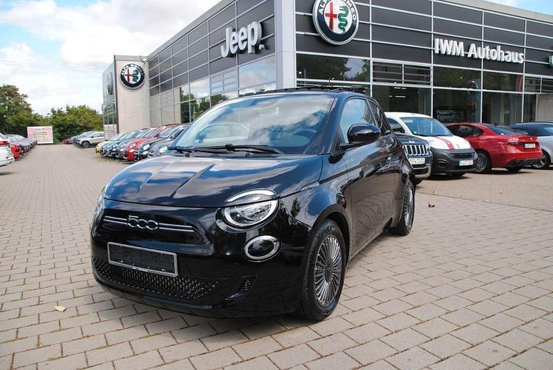 Gebraucht Fiat 500e Icon 86 kW (118 PS) 2021 Schwarz Kleinwagen