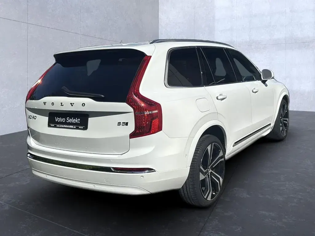 Occasion Volvo XC90 Ultimate 235 ch (172 kW) 2023 Blanc SUV