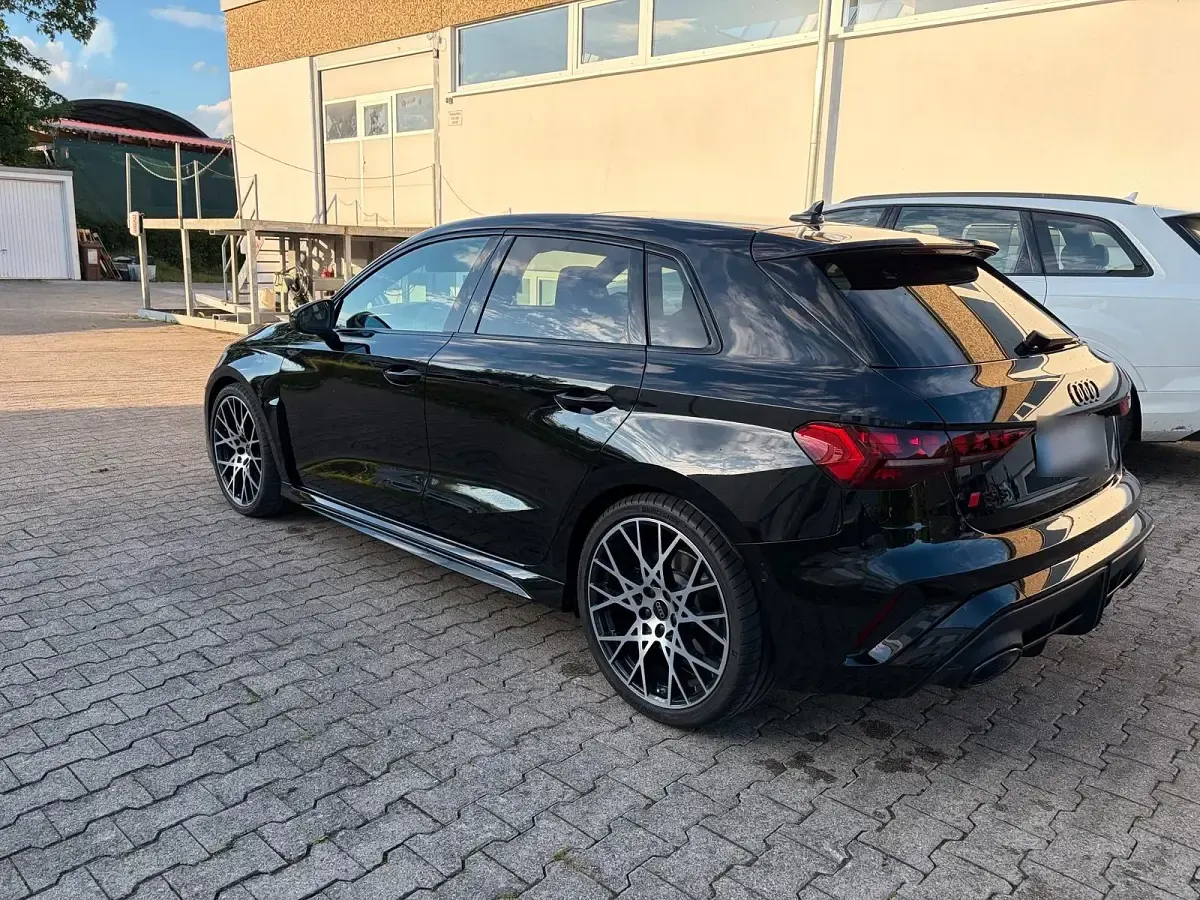 Usata Audi RS3 400 CV (294 kW) 2025 Nero Berlina