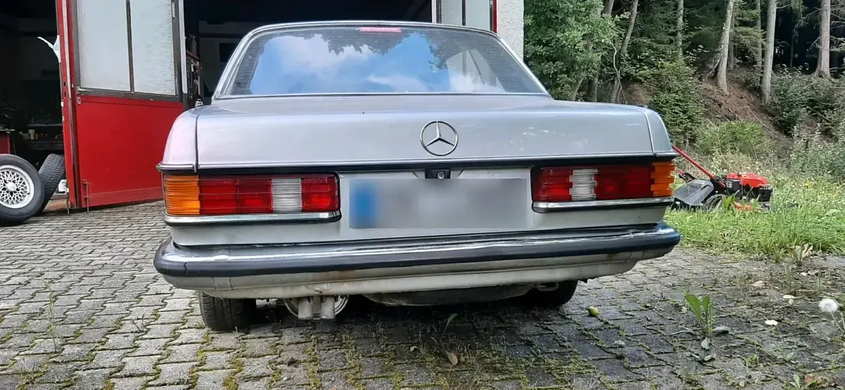Gebraucht Mercedes C280 156 PS (114 kW) 1978 Silber Coupé