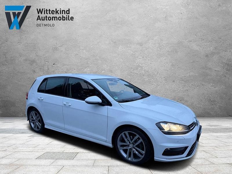 Weiß Gebraucht 2017 VW Golf Highline Limousine | 11.999 € (Fairer Preis) - Bild 1/4