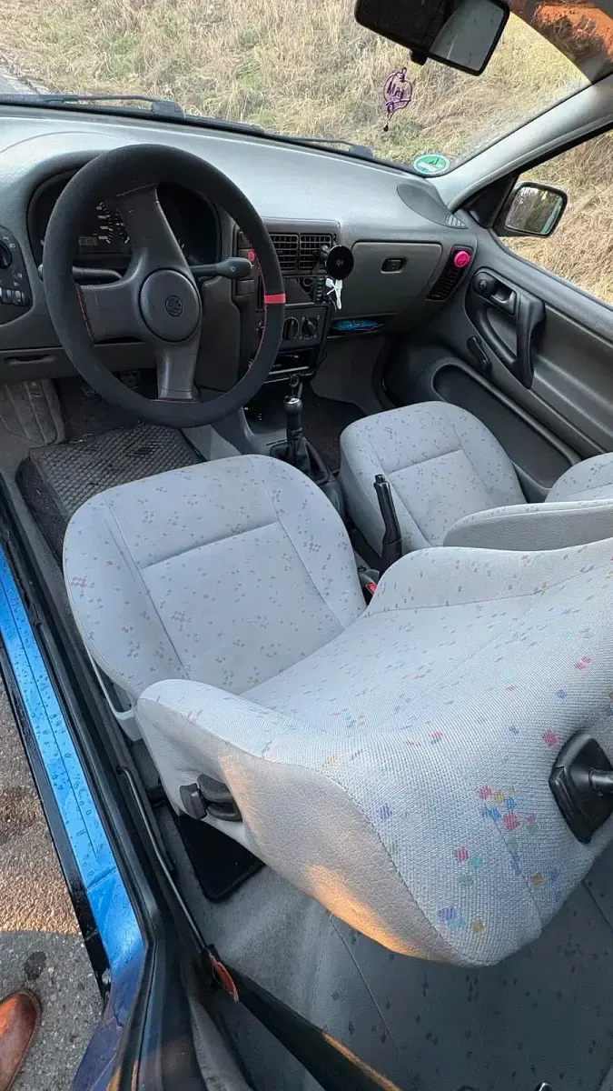 Gebraucht VW Polo 45 PS (33 kW) 1995 Schwarz Kleinwagen