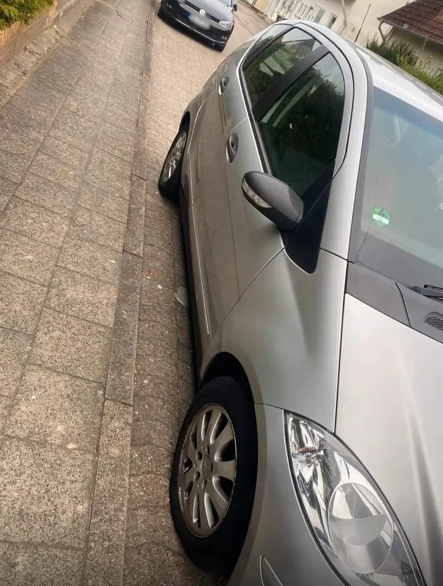 Gebraucht Mercedes A180 80 PS (58 kW) 2006 Silber Kleinwagen