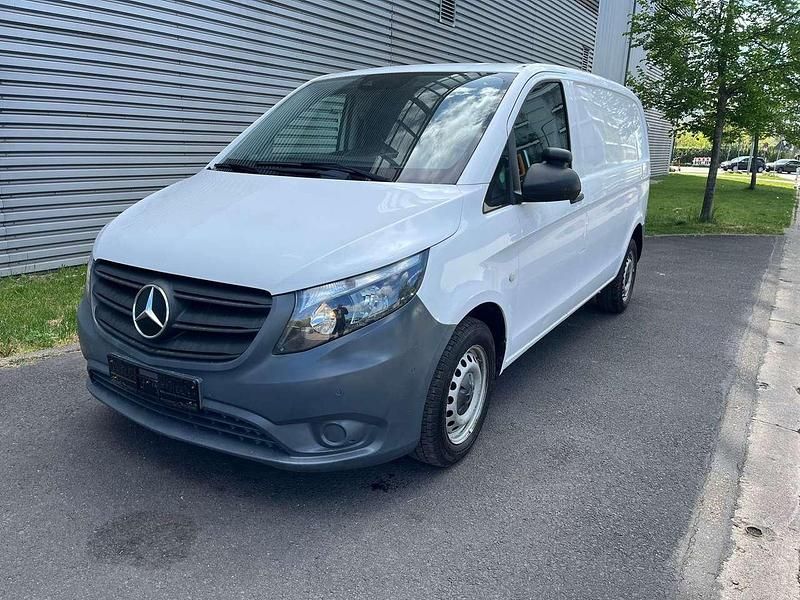 Gebraucht Mercedes Vito 136 PS (100 kW) 2021 Weiß Van