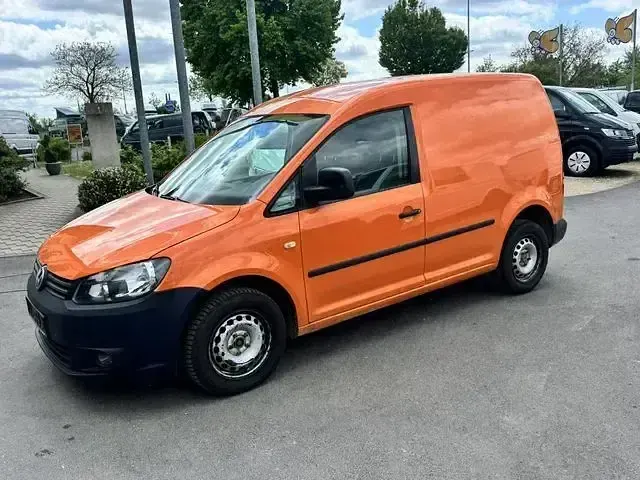 Gebraucht VW Caddy 75 PS (55 kW) 2013 Orange Van / Kleinbus