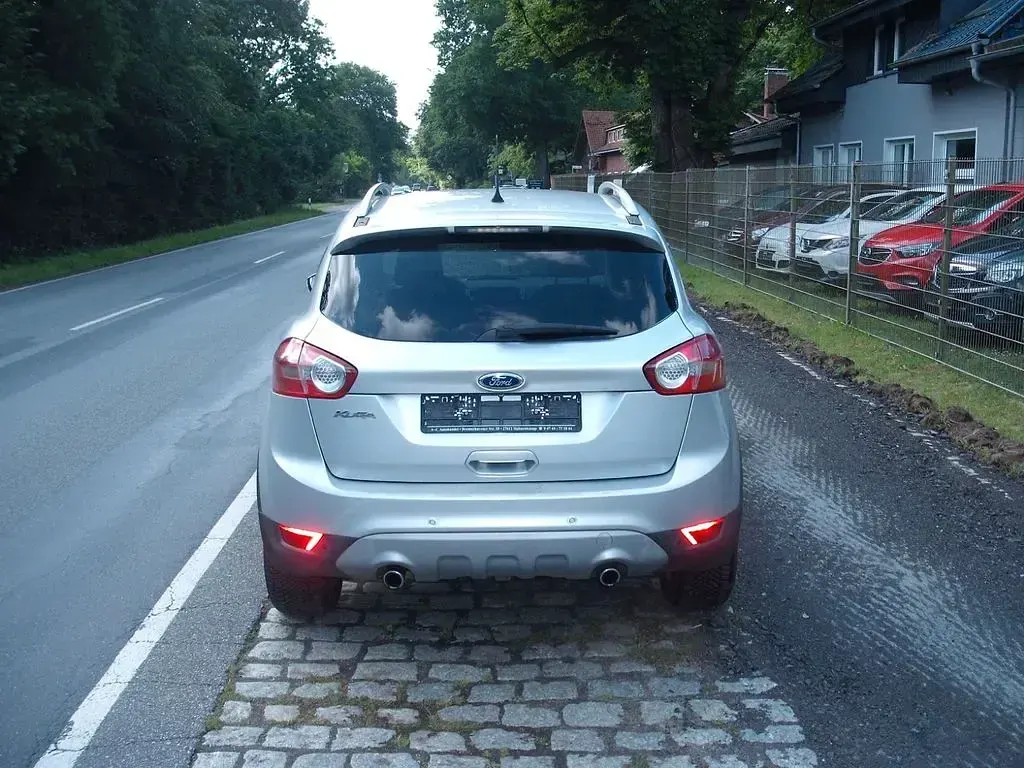Gebraucht Ford Kuga Individual 140 PS (102 kW) 2012 Silber SUV