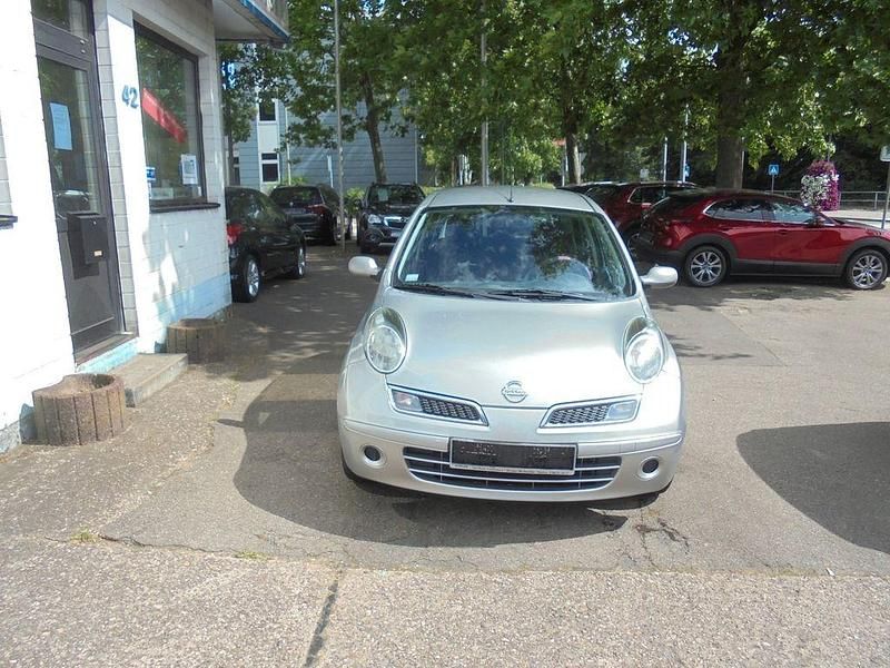 Gebraucht Nissan Micra 65 PS (47 kW) 2009 Silber Kleinwagen