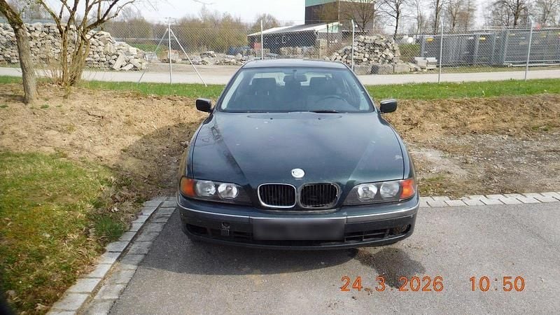 Gebraucht BMW 520 139 PS (102 kW) 2000 Grün Limousine