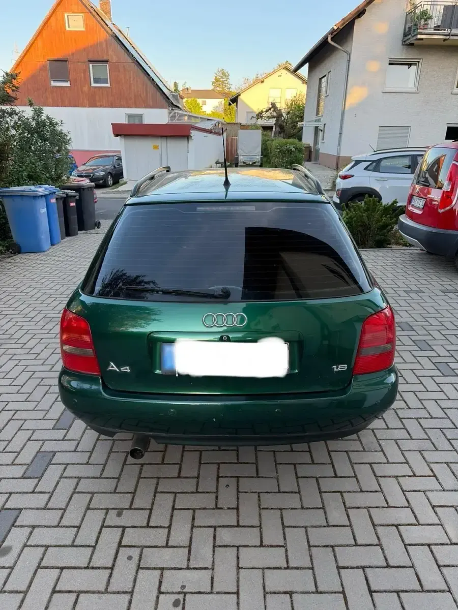 Brugt Audi A4 125 HK (91 kW) 1998 Stationcar
