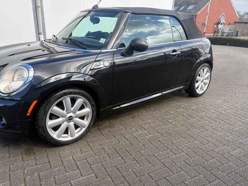 Gebraucht Mini One Cabriolet 98 PS (72 kW) 2010 Schwarz Cabrio