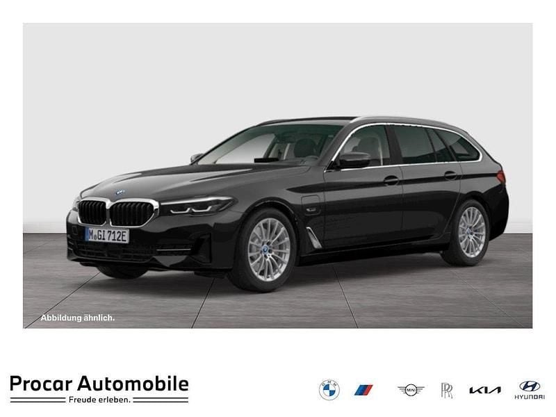 Black sapphire Gebraucht 2021 BMW 530 Kombi | 30.970 € (Fairer Preis) - Bild 1/4