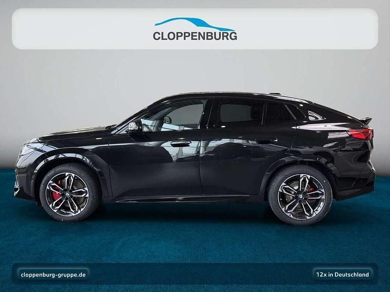 Neu BMW iX2 Luxury Line 230 kW (313 PS) 2025 Schwarz SUV