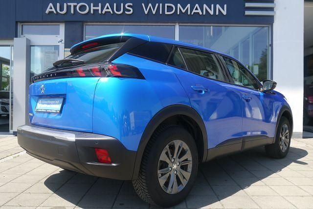 Gebraucht Peugeot e-2008 Active 100 kW (136 PS) 2022 Blau SUV