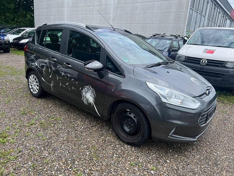 Używany Ford B-MAX Trend 101 KM (74 kW) 2016 Minivan