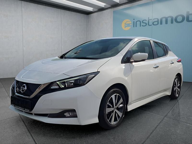 Weiß Gebraucht 2021 Nissan Leaf Kleinwagen | 17.999 € (Teuer) - Bild 1/4