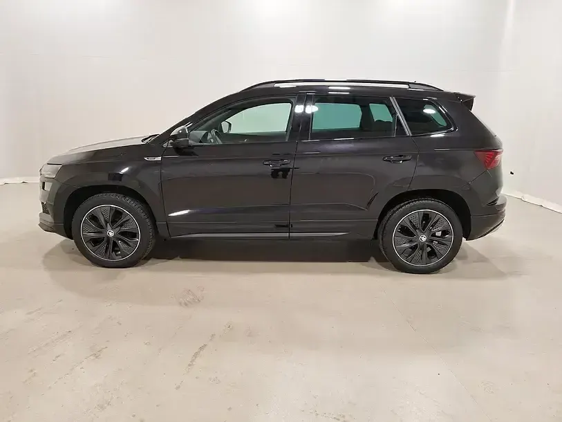 Gebraucht Skoda Karoq SportLine 150 PS (110 kW) 2023 Schwarz SUV
