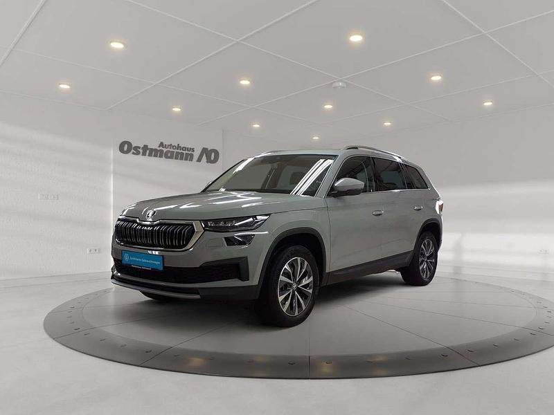 Blau Gebraucht 2024 Skoda Kodiaq Style SUV | 42.985 € (Guter Preis) - Bild 1/4