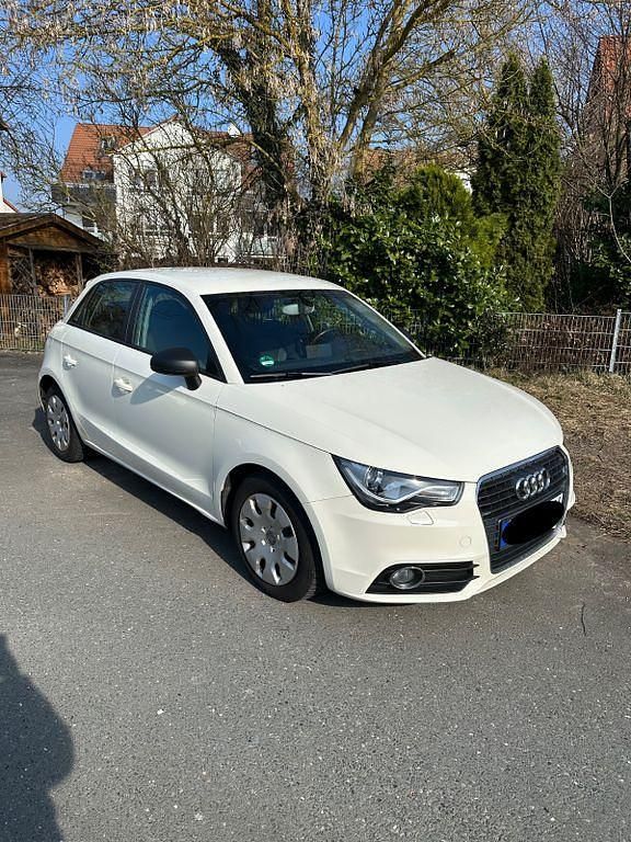 Gebraucht Audi A1 Sportback Ambition 105 PS (77 kW) 2013 Weiß Kleinwagen