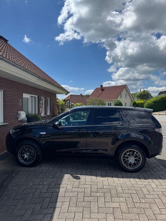 Schwarz Gebraucht 2016 Land Rover Discovery Sport SE SUV | 17.000 € (Guter Preis) - Bild 1/4