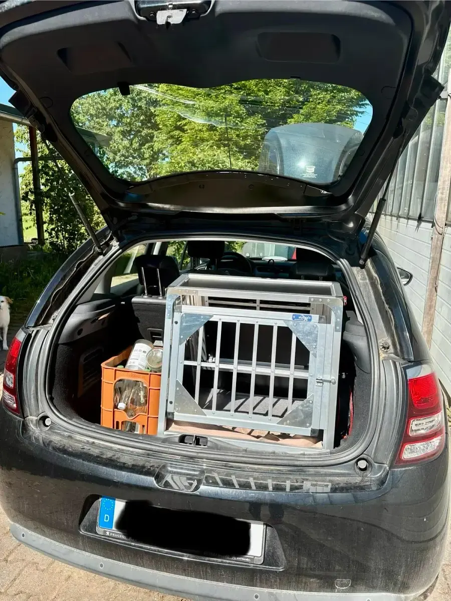 Gebraucht Citroën C3 SELECTION 82 PS (60 kW) 2013 Schwarz Kleinwagen