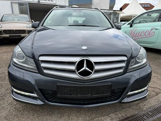 Gebraucht Mercedes C250 204 PS (150 kW) 2013 Grau Limousine