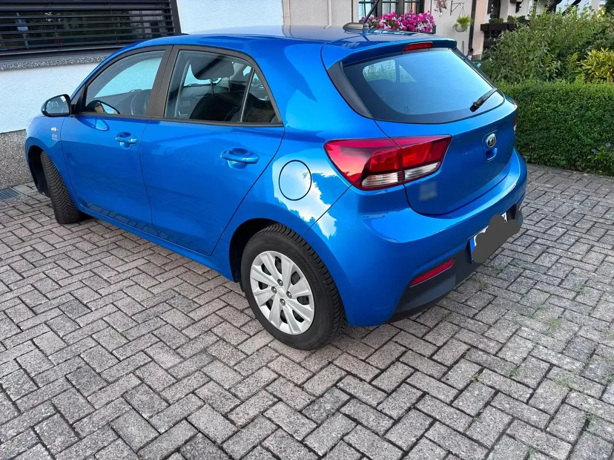Gebraucht Kia Rio 84 PS (61 kW) 2021 Blau Kleinwagen