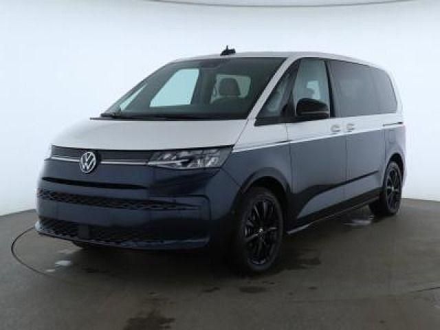 Gebraucht VW Multivan Life 150 PS (110 kW) 2025 Candyweiß/ starlight blue met Van