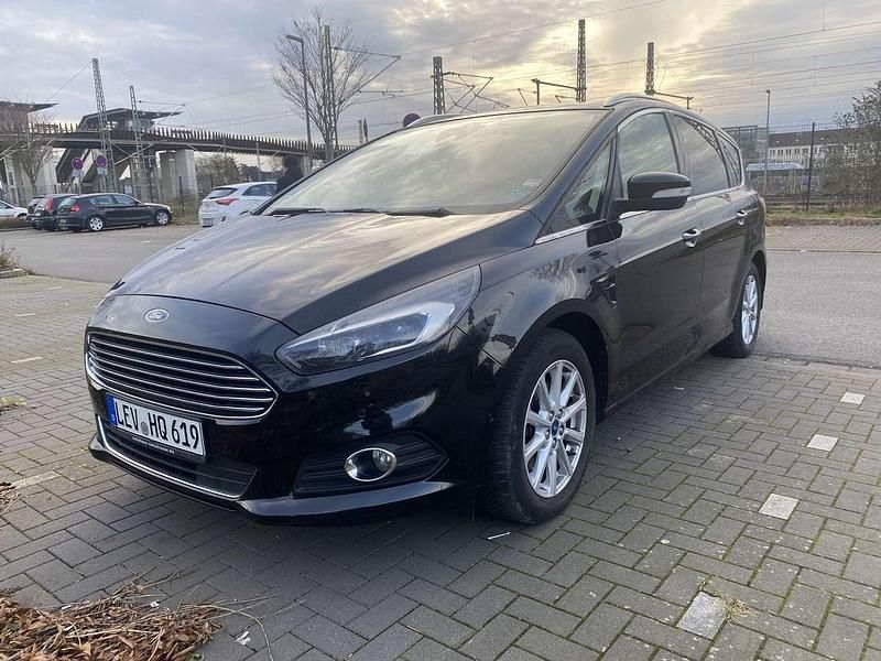 Gebraucht Ford S-MAX S 150 PS (110 kW) 2016 Schwarz Van / Kleinbus
