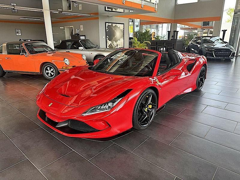 Rot Gebraucht 2021 Ferrari F8 | 279.900 € (Fairer Preis) - Bild 1/4