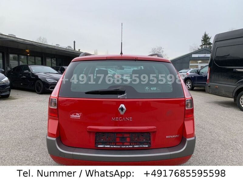 Gebraucht Renault Mégane II Avantage 111 PS (81 kW) 2006 Rot Limousine