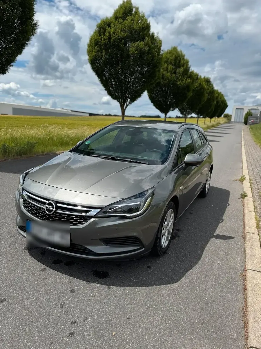Gebraucht Opel Astra 150 PS (110 kW) 2017 Grau Kombi