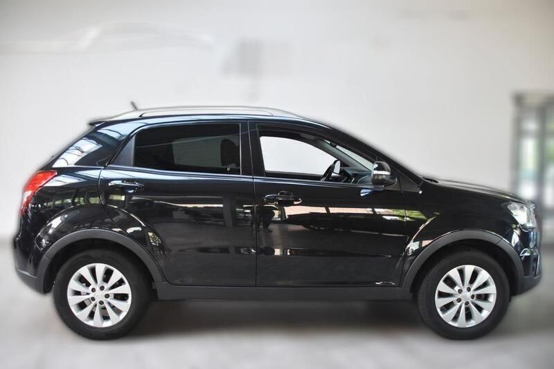 Schwarz Gebraucht 2017 Ssangyong Korando | 10.020 € (Fairer Preis) - Bild 1/4
