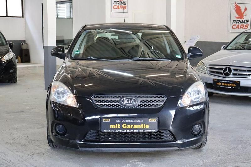 Gebraucht Kia ProCeed 126 PS (92 kW) 2009 Schwarz Kleinwagen