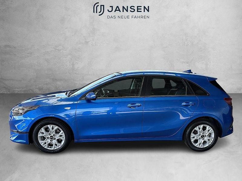 Gebraucht Kia Ceed Edition 7 101 PS (74 kW) 2022 Blau Kleinwagen