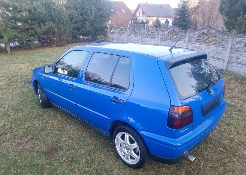 Gebraucht VW Golf III Conceptline 190 PS (139 kW) 1996 Blau Kleinwagen