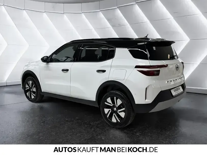 Neu Opel Frontera 145 PS (106 kW) 2026 Weiß SUV