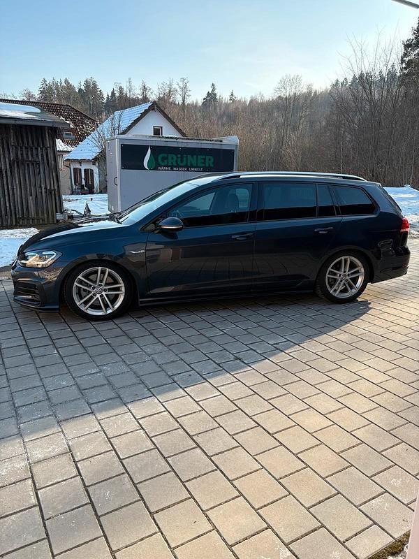 Second-hand VW Golf VII GTD 184 CP (135 kW) 2018 Gri Break