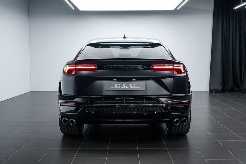 Gebraucht Lamborghini Urus 666 PS (489 kW) 2023 Schwarz SUV