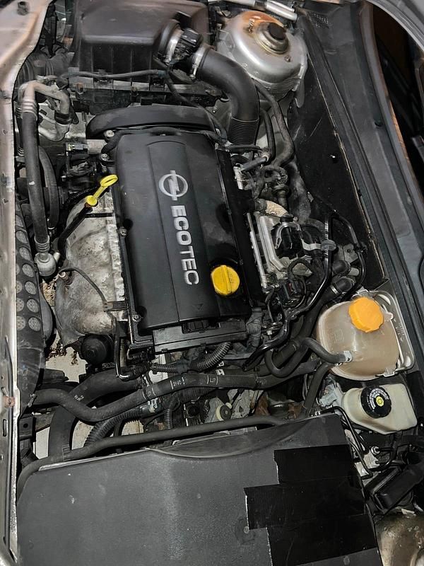 Gebraucht Opel Vectra 140 PS (102 kW) 2006 Grau Kombi