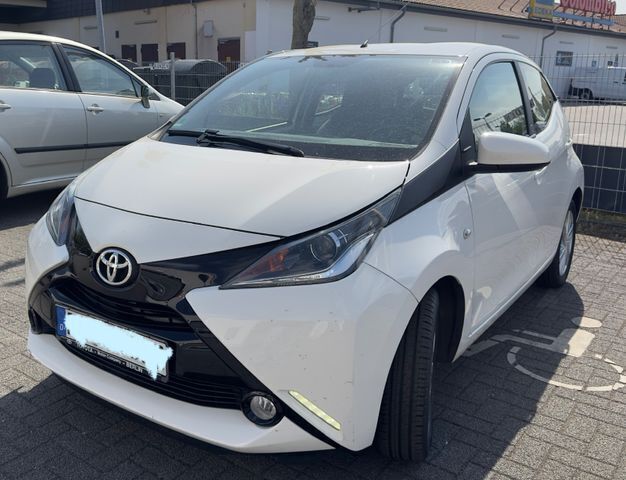 Gebraucht 2018 Toyota Aygo 1.0 Benzin 69 PS (9.750 €) | 14193 Berlin |  AutoUncle