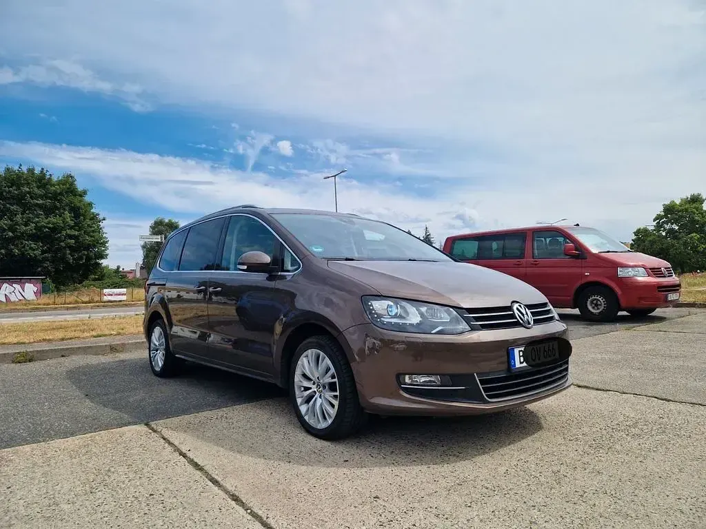 Brugt VW Sharan Highline 177 HK (130 kW) 2013 Brun MPV