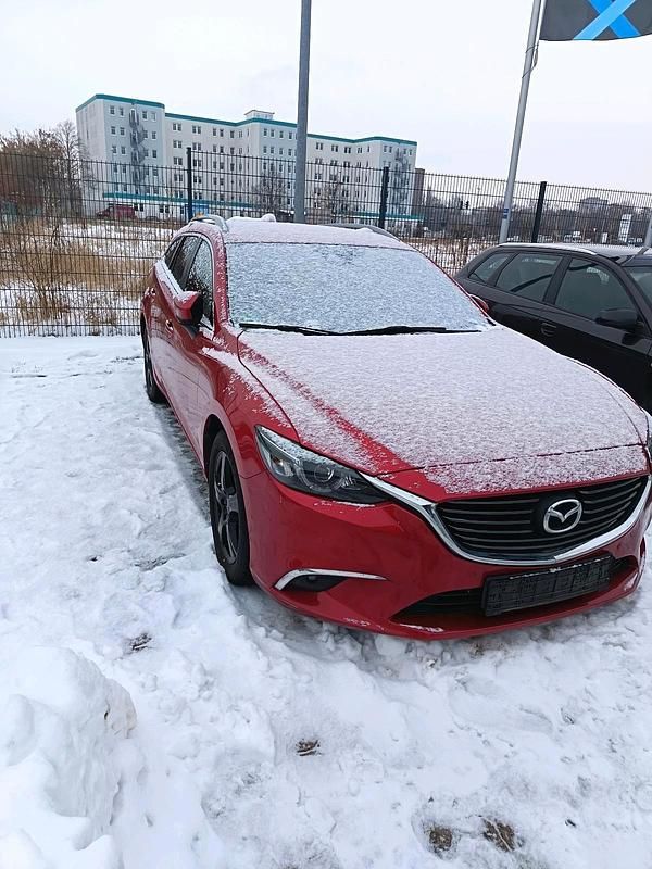 Gebraucht Mazda 6 150 PS (110 kW) 2018 Rot Kombi