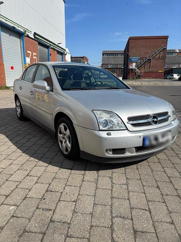 Second-hand Opel Vectra 2004 Berlinǎ