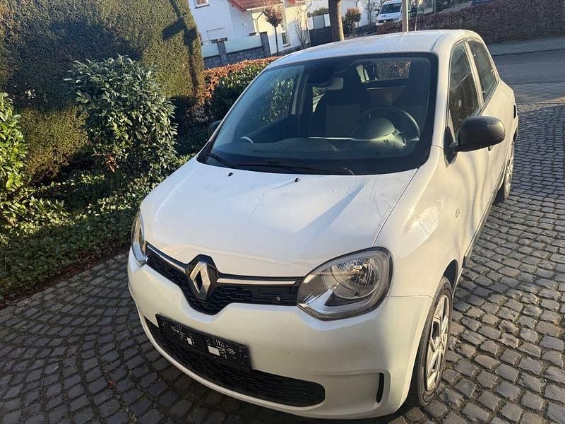 Gebraucht Renault Twingo Life 65 PS (47 kW) 2019 Weiß Kleinwagen