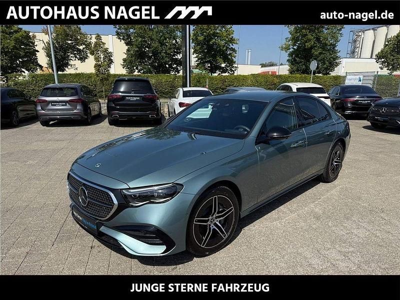 Metalliclack verdesilber (metallic) Gebraucht 2024 Mercedes E300 AMG Limousine | 63.889 € (Teuer) - Bild 1/4