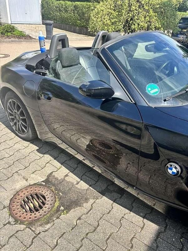 Gebraucht BMW Z4 150 PS (110 kW) 2005 Schwarz Cabrio