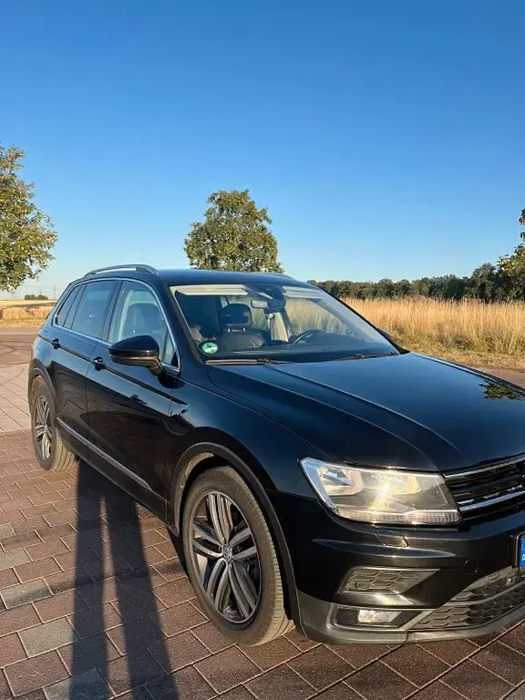 Gebraucht VW Tiguan Comfortline 150 PS (110 kW) 2017 Schwarz SUV