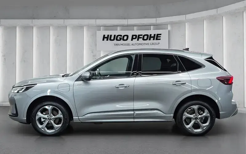Gebraucht Ford Kuga ST-Line 243 PS (178 kW) 2025 Silber SUV